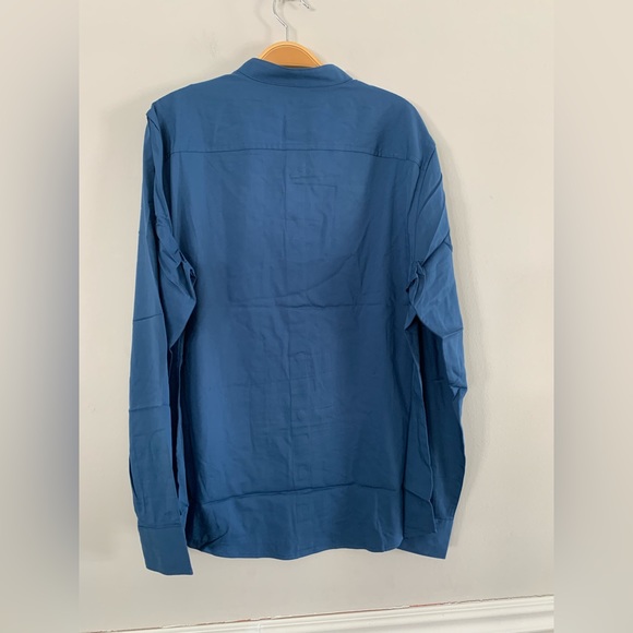 NEW PERRY ELLIS UNTUCKED SOLID SUEDE TWILL SHIRT Size: M - Picture 5 of 7